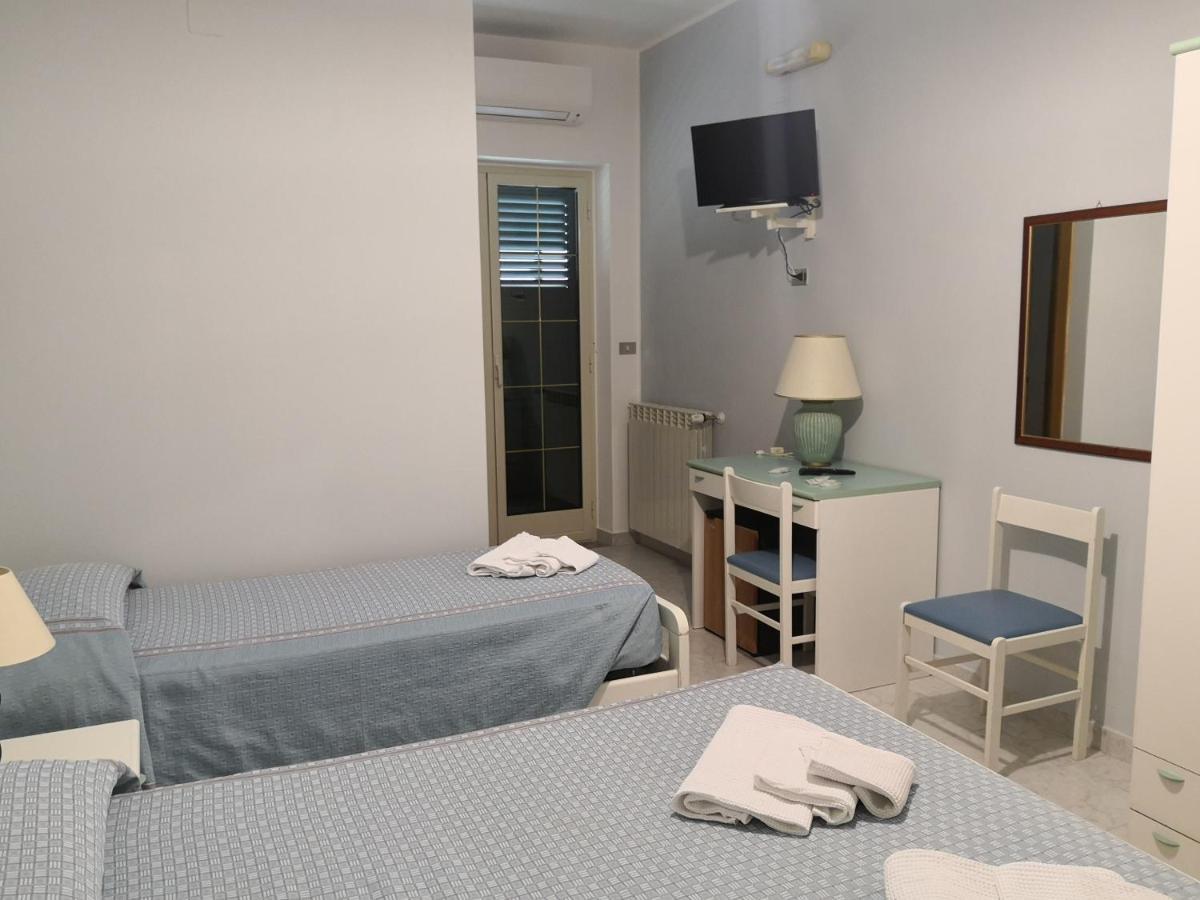 Laino Borgo Palia'S Hotel מראה חיצוני תמונה