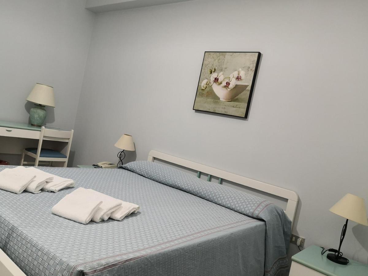 Laino Borgo Palia'S Hotel מראה חיצוני תמונה