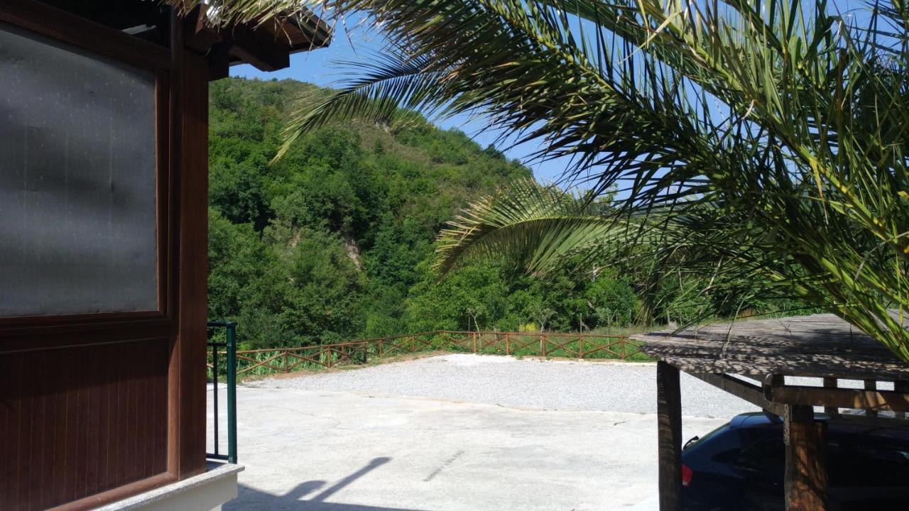 Laino Borgo Palia'S Hotel מראה חיצוני תמונה